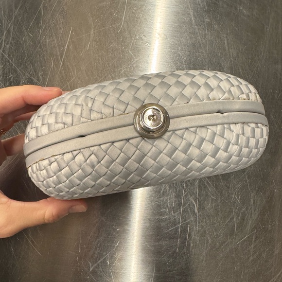 Grey satin cross weave pill box egg shaped purse vintage with tags never used - Picture 7 of 8